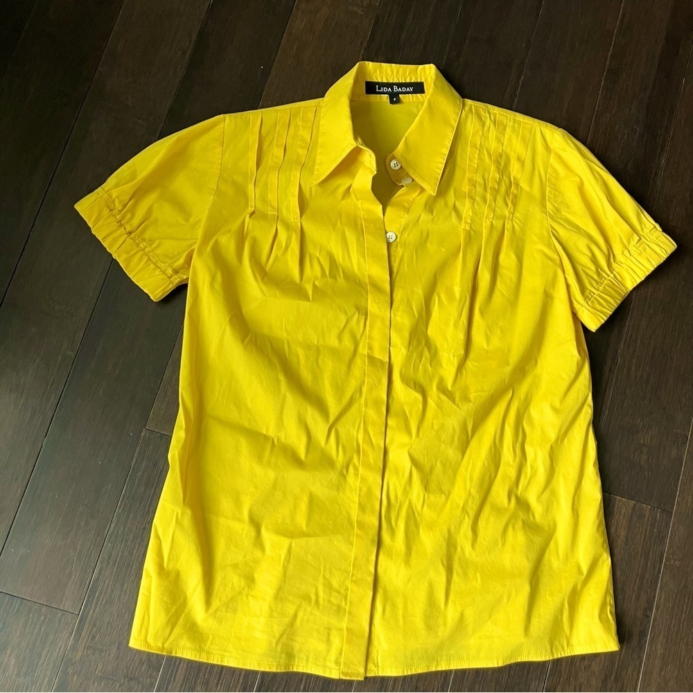 Lisa Baday yellow short sleeve button up collared blouse. Like new!